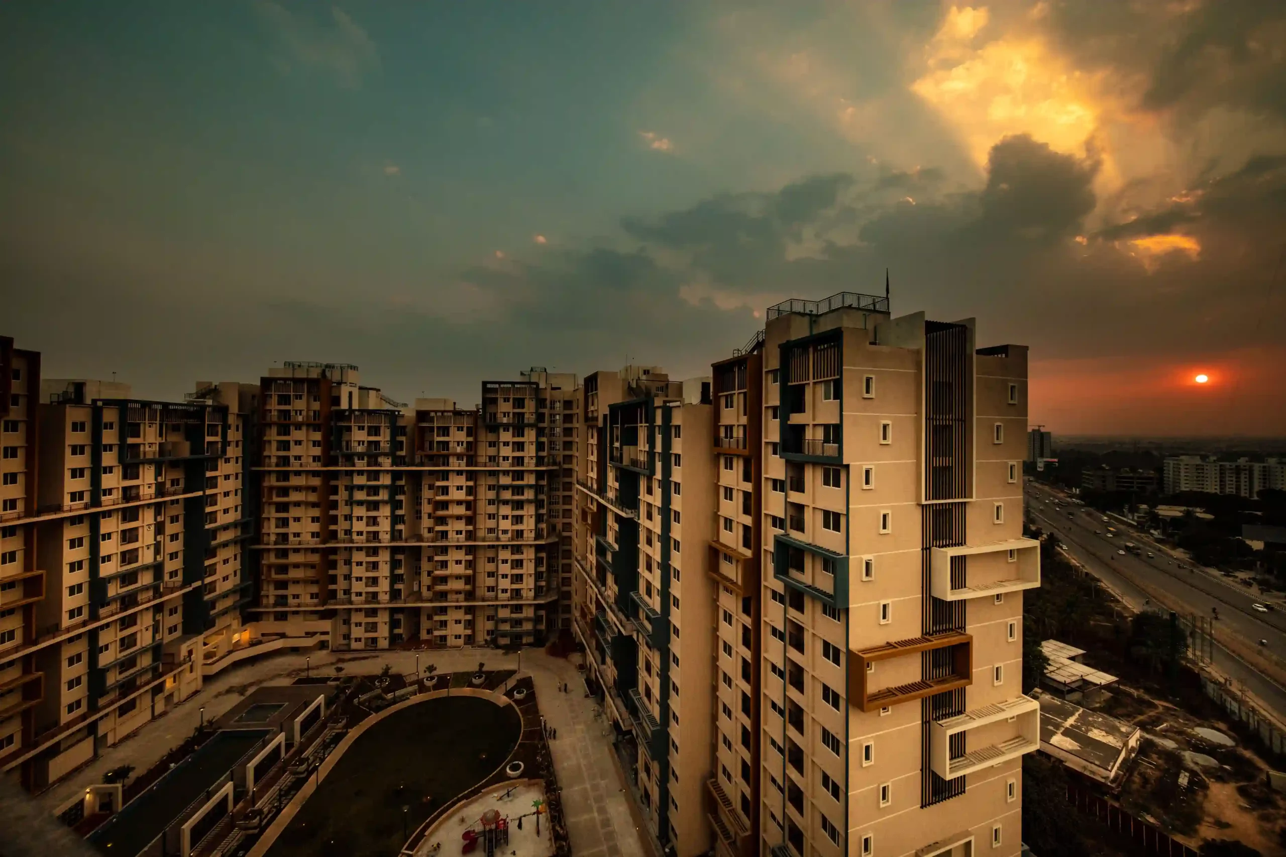 East-crest-27-scaled